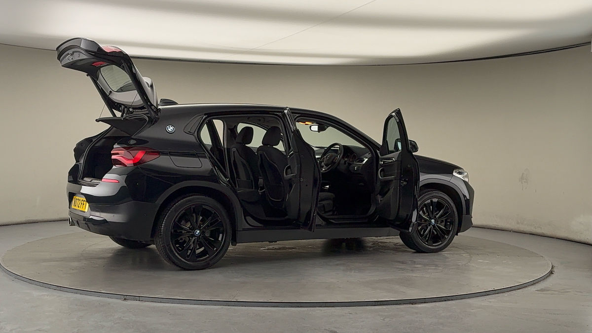 More views of BMW X2