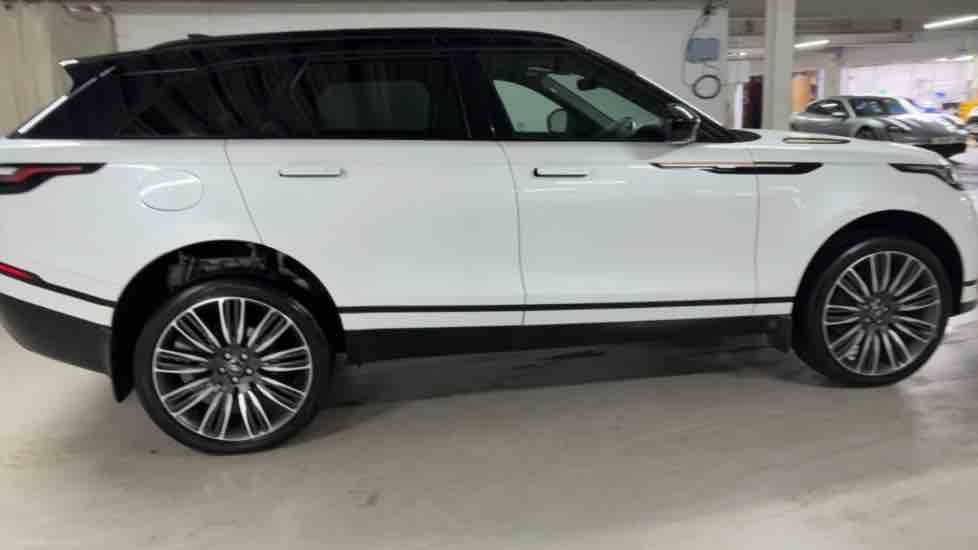 More views of Land Rover Range Rover Velar