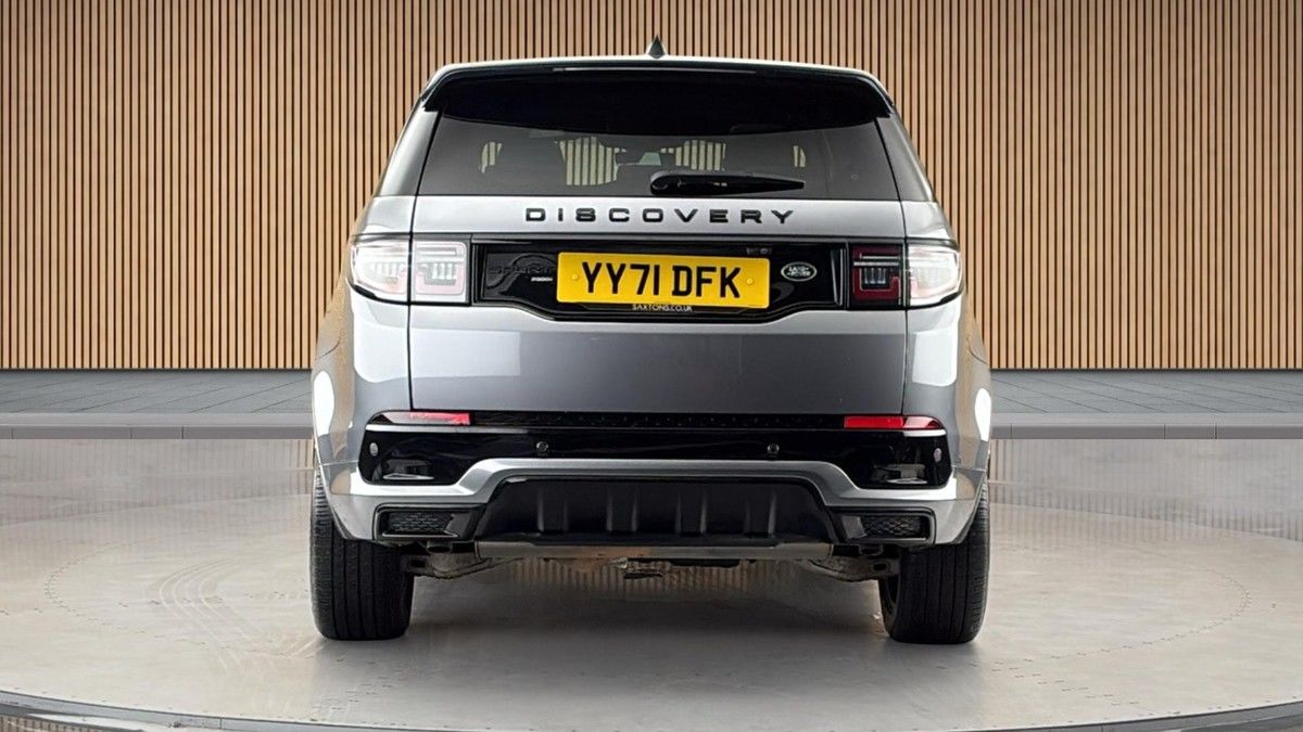 Land Rover Discovery Sport Image 4