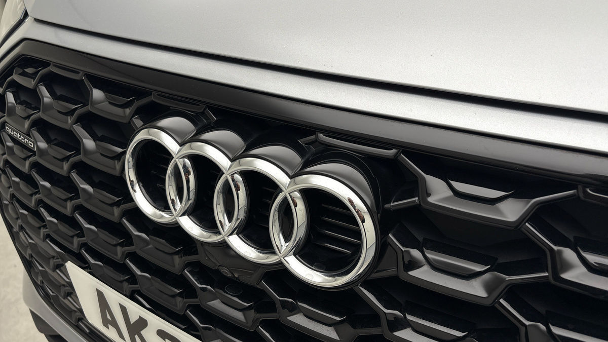 Audi Q5 Image 24