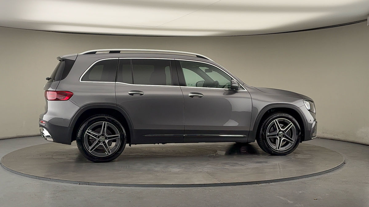 More views of Mercedes-Benz GLB