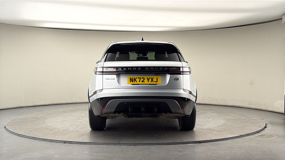 Land Rover Range Rover Velar Image 4