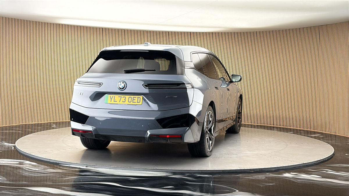 More views of BMW iX