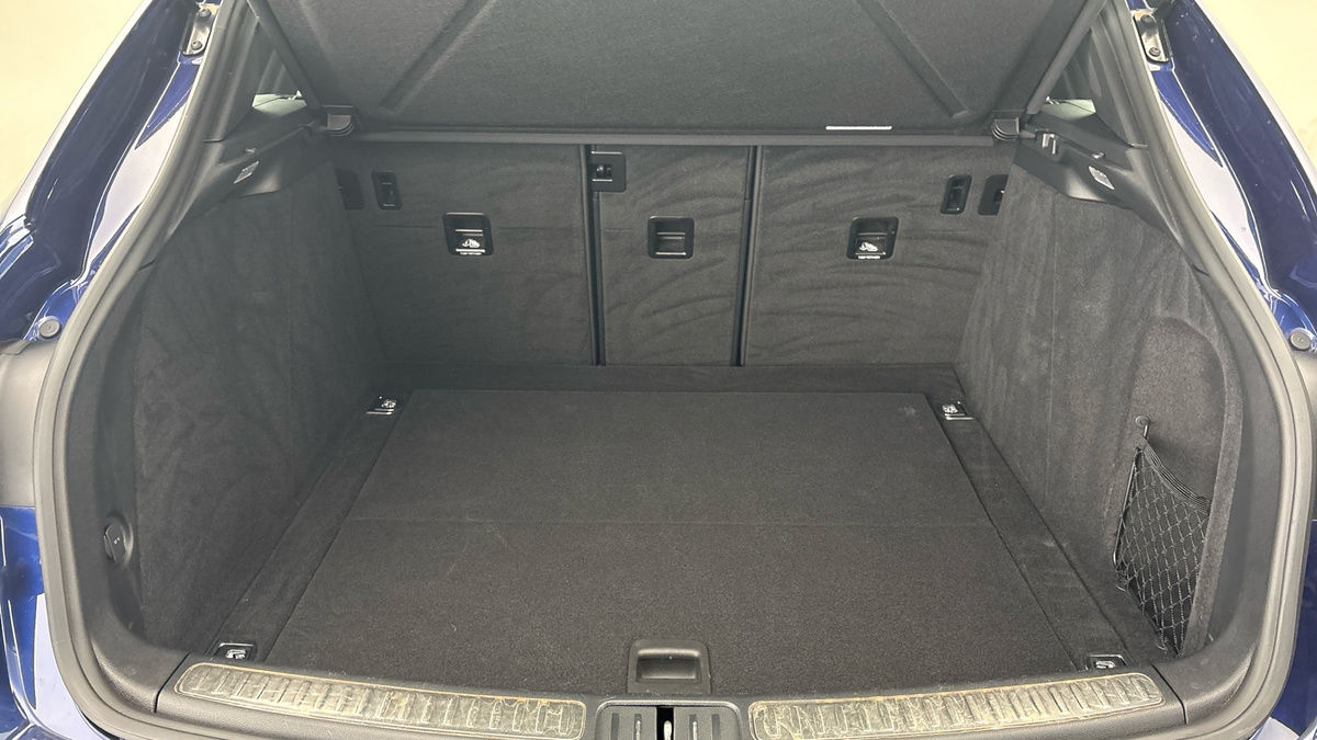 Porsche Macan Image 11