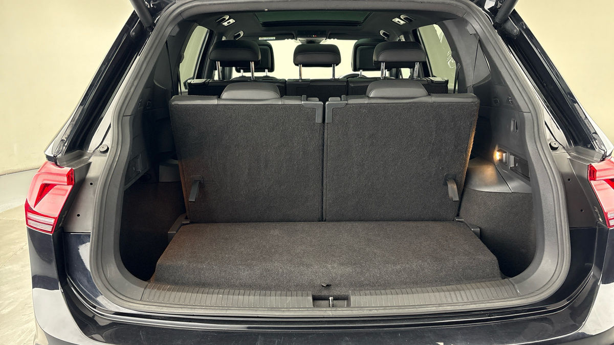 Volkswagen Tiguan Allspace Image 11