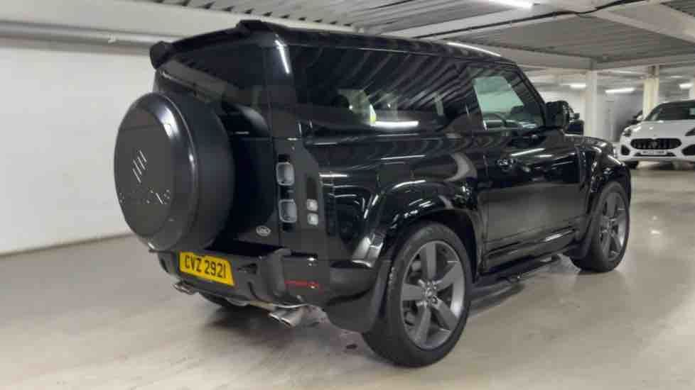 More views of Land Rover Defender 90