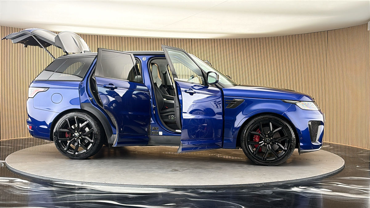 More views of Land Rover Range Rover Sport