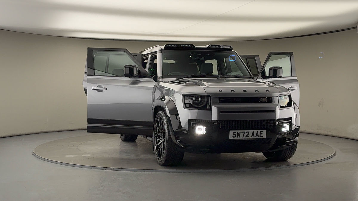 More views of Land Rover Defender 130