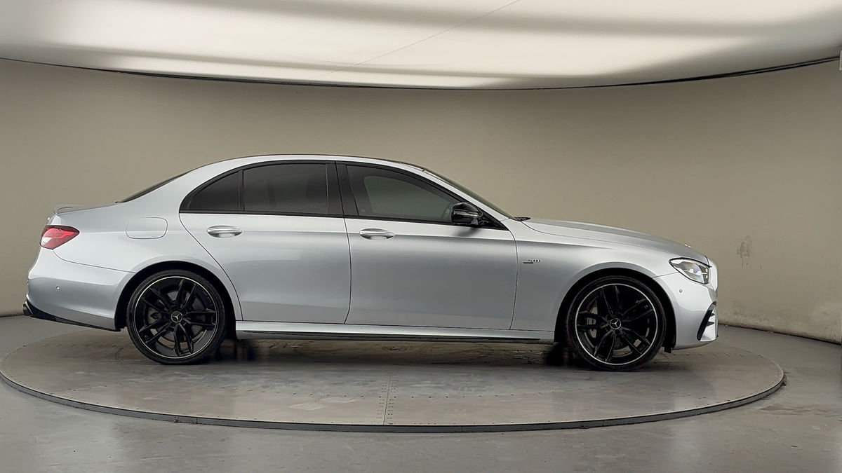 Mercedes-Benz E Class Image 16