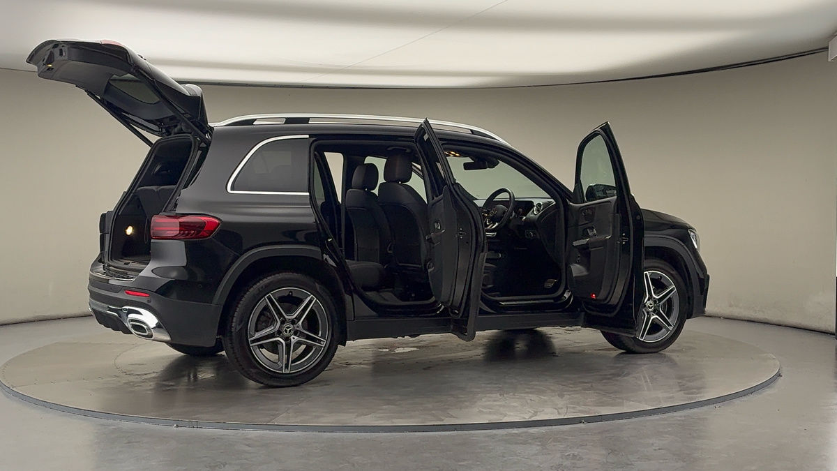 More views of Mercedes-Benz GLB