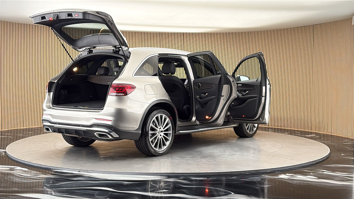More views of Mercedes-Benz GLC