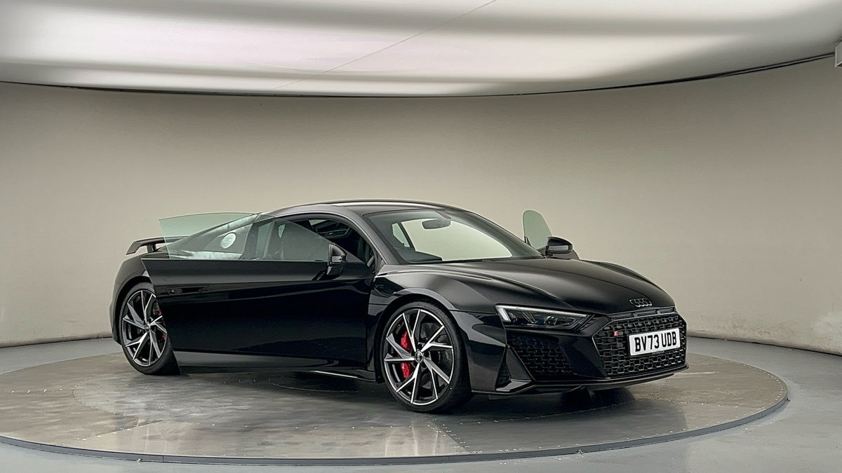 More views of Audi R8