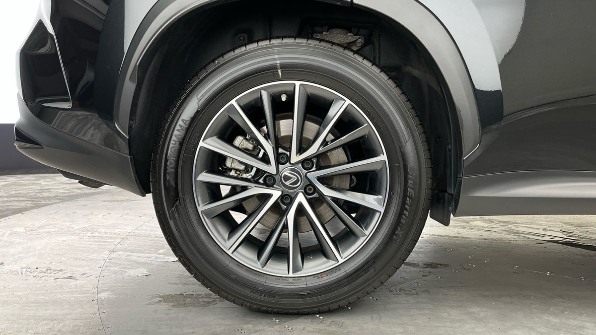 Lexus NX Image 10