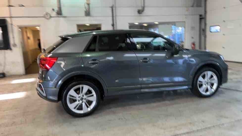 More views of Audi Q2