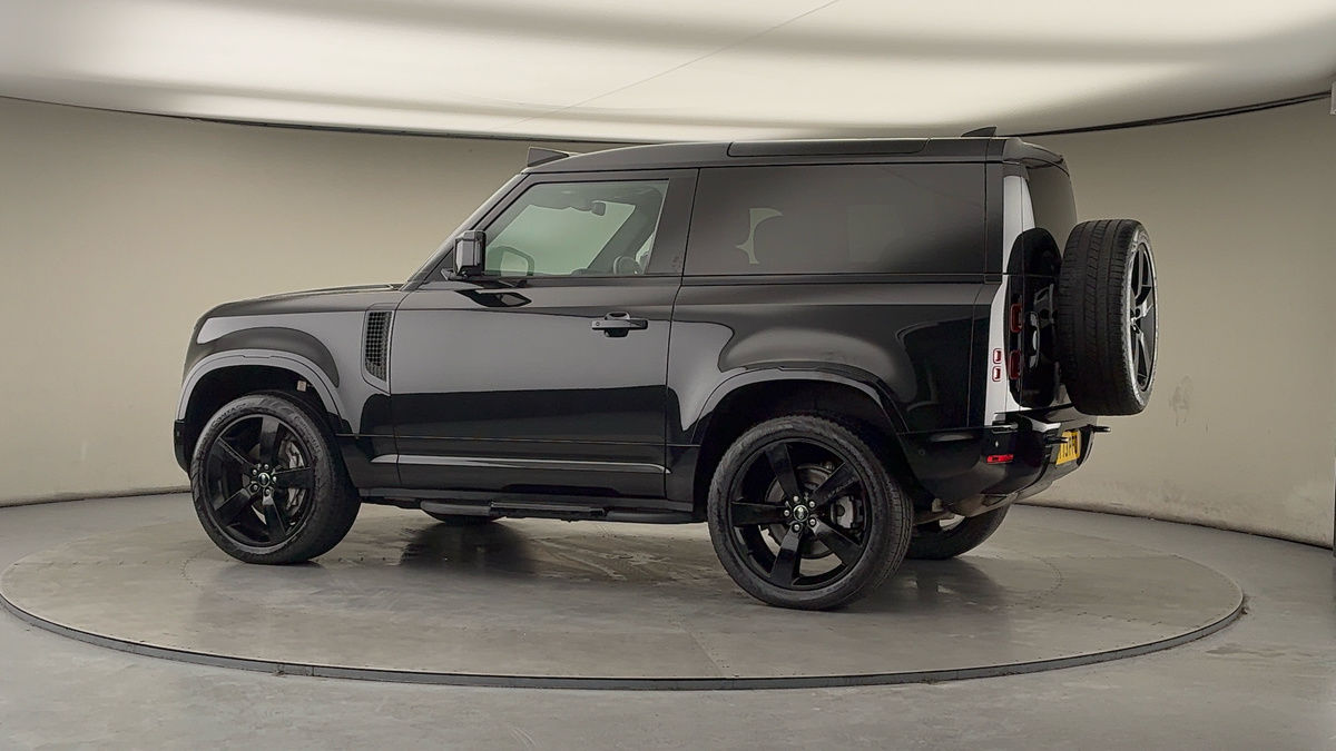 More views of Land Rover Defender 90