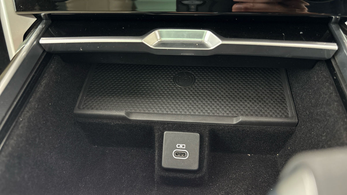 Land Rover Range Rover Image 40