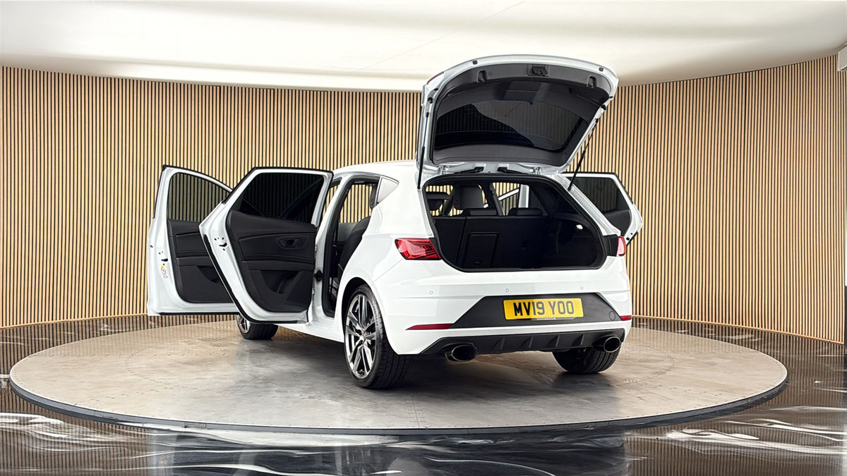 More views of SEAT Leon