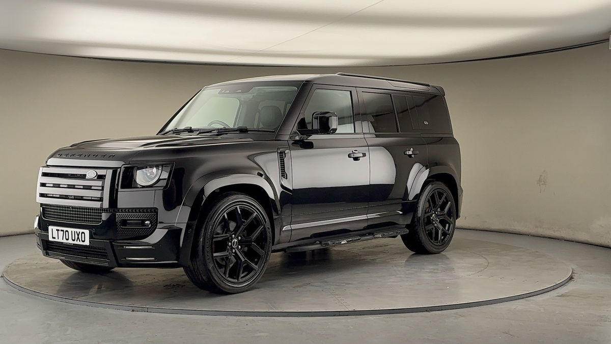 Land Rover Defender 110 Image 20