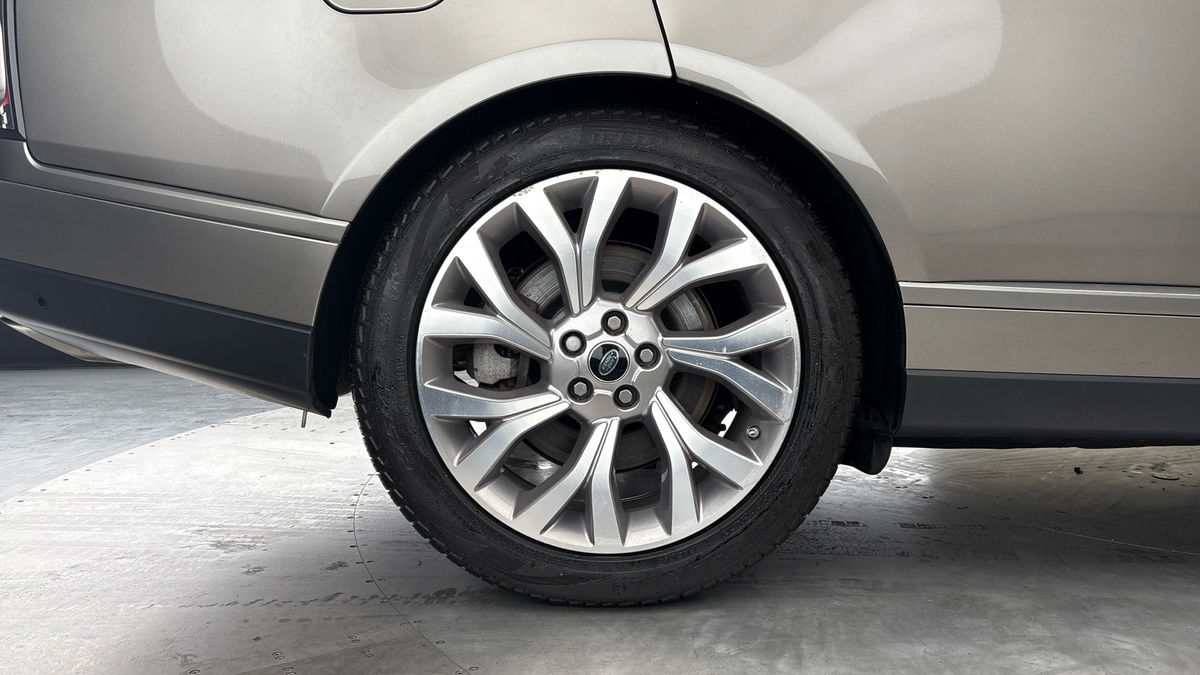 Land Rover Range Rover Image 10