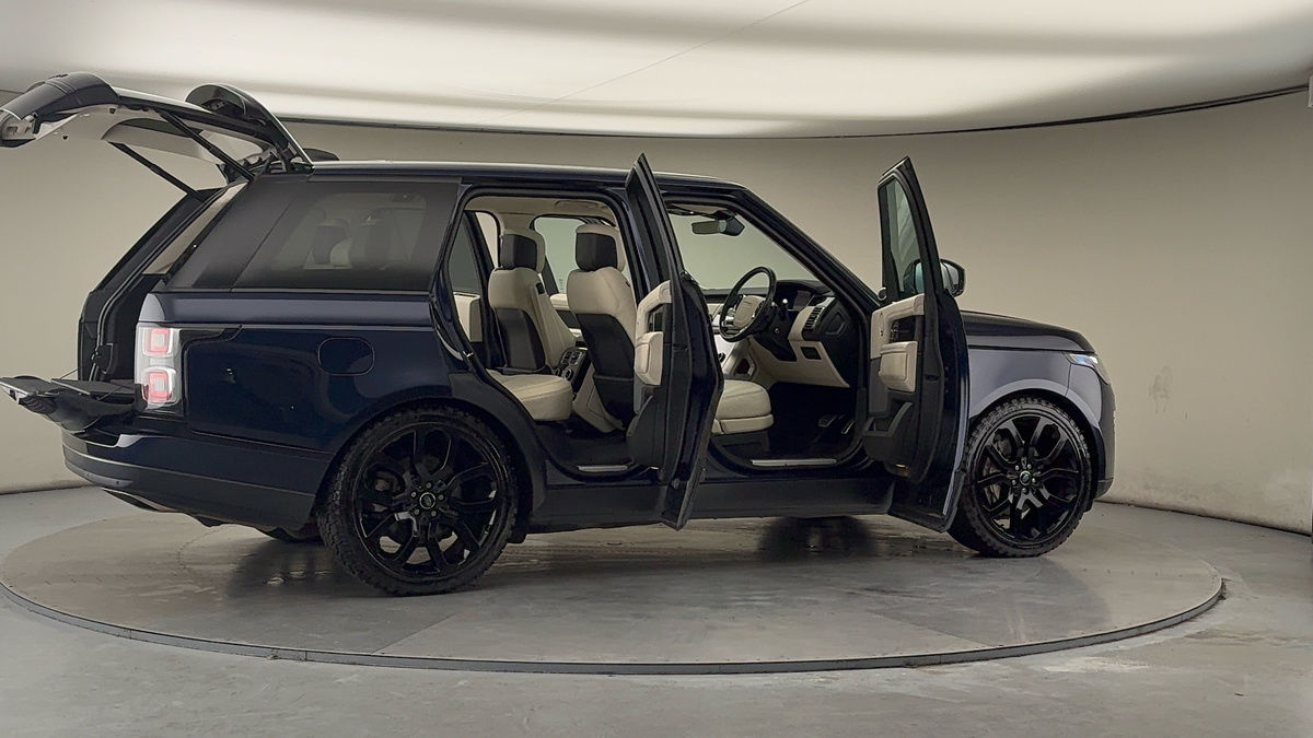 More views of Land Rover Range Rover