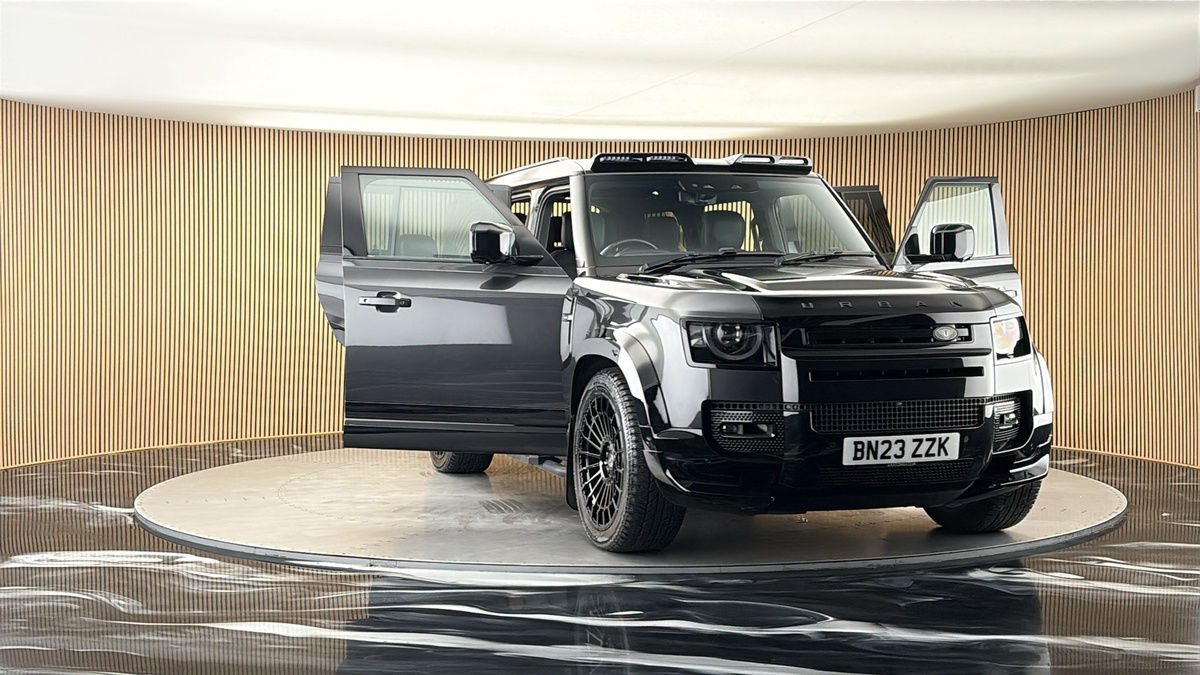 More views of Land Rover Defender 130