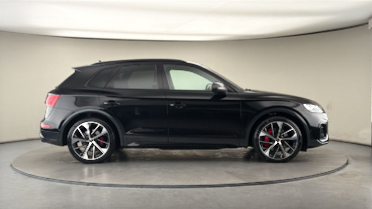Audi SQ5 Image 16