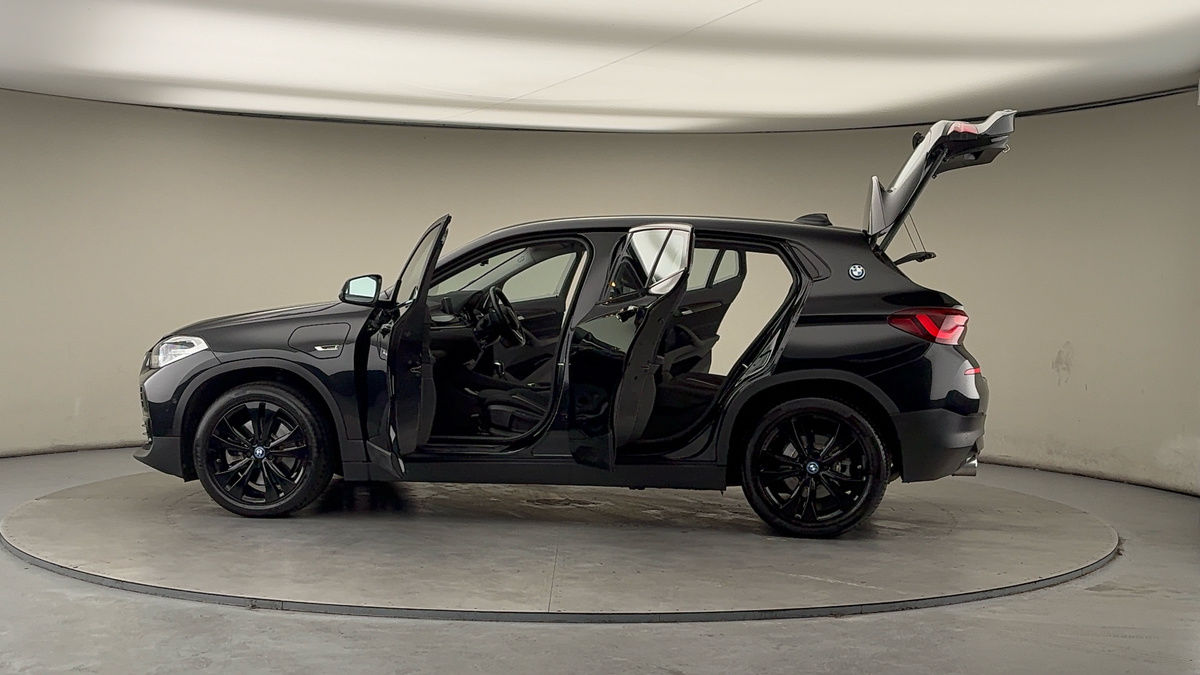 More views of BMW X2