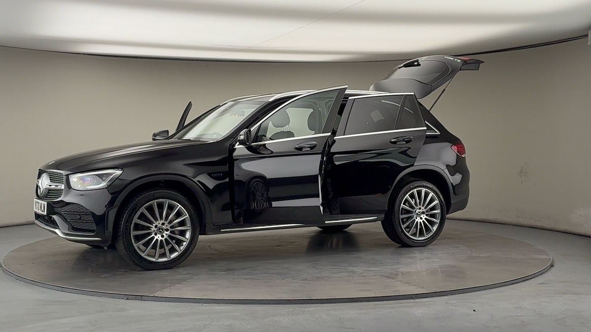 More views of Mercedes-Benz GLC