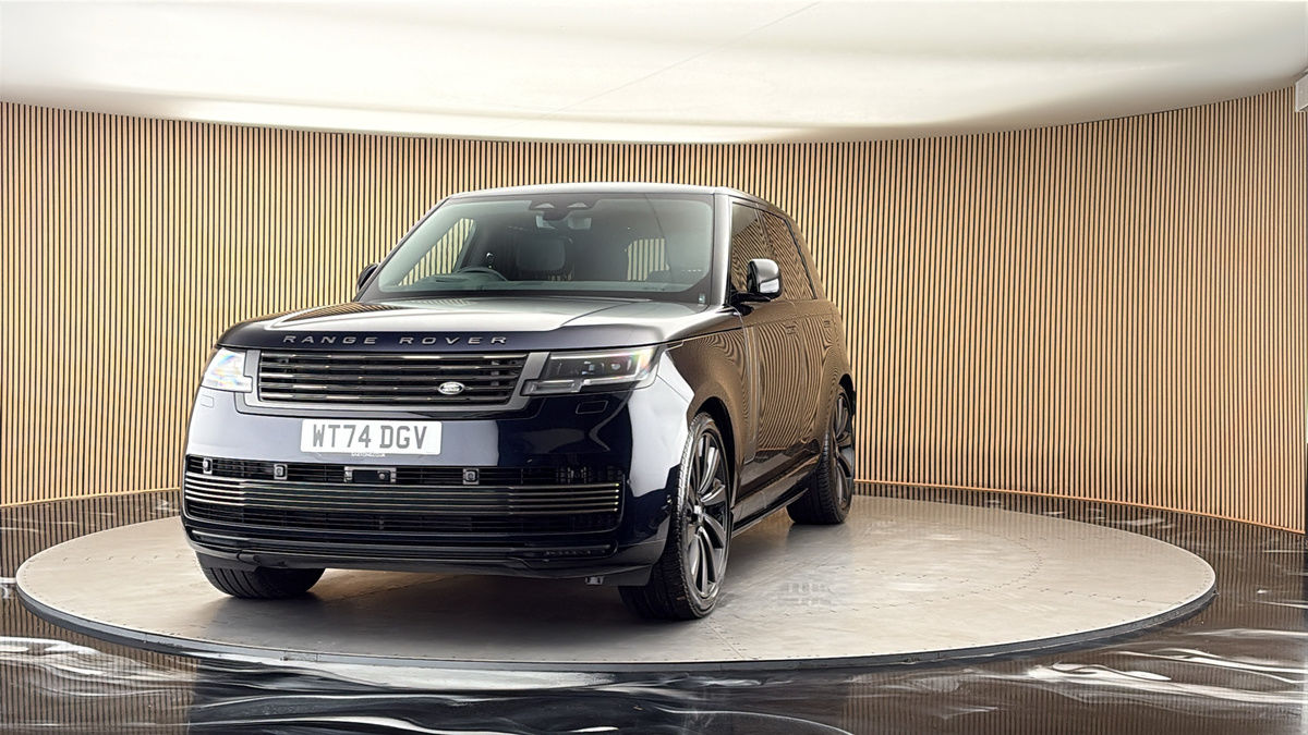 More views of Land Rover Range Rover