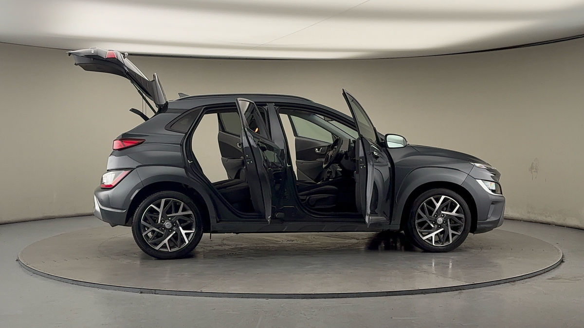 More views of Hyundai KONA