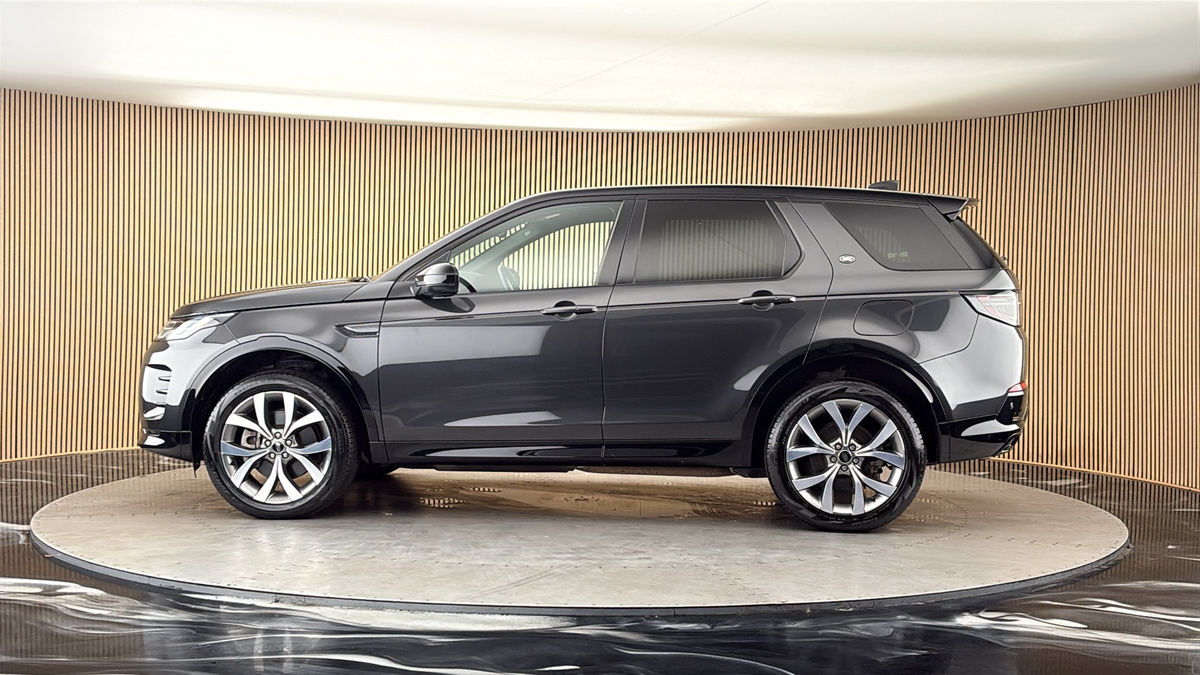 More views of Land Rover Discovery Sport