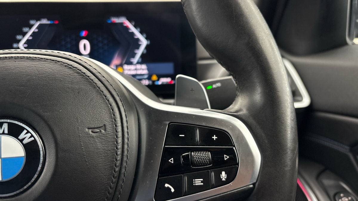 BMW 3 Series Image 14