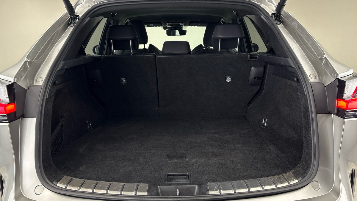 Lexus NX Image 11