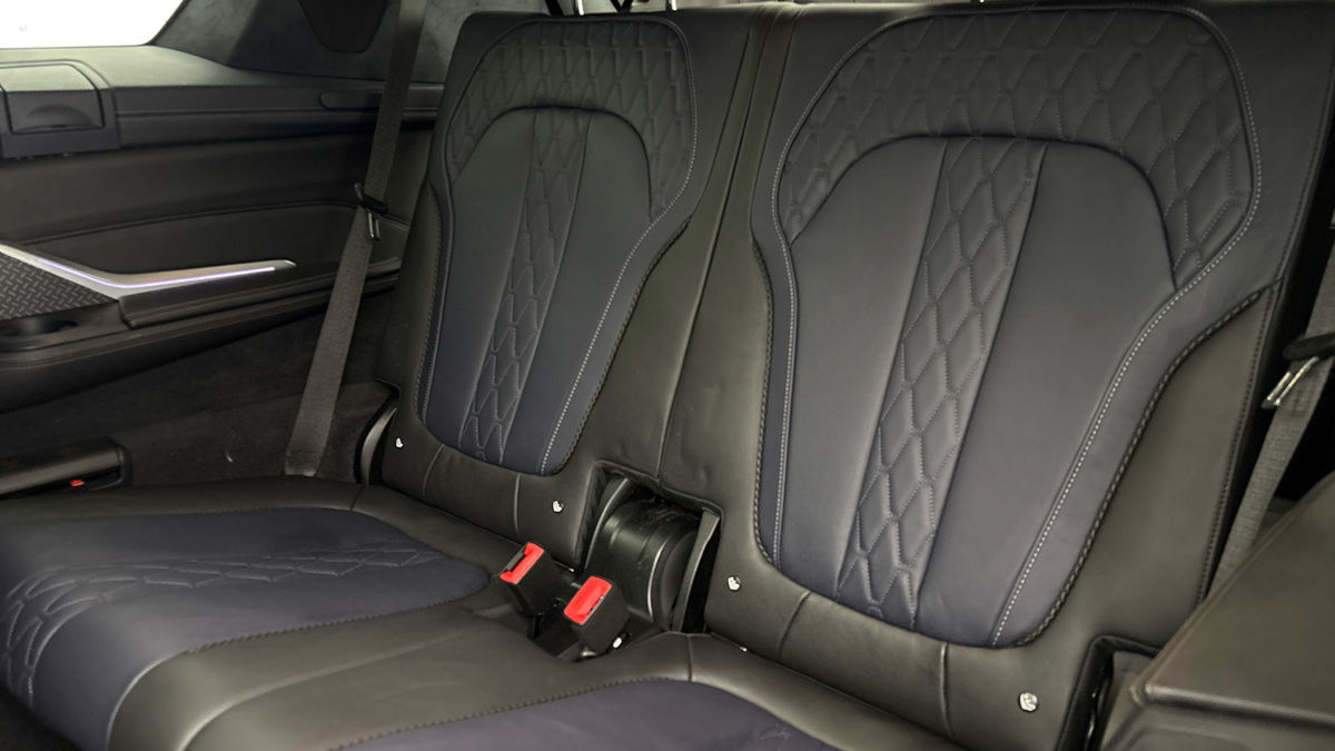 BMW X7 Image 34