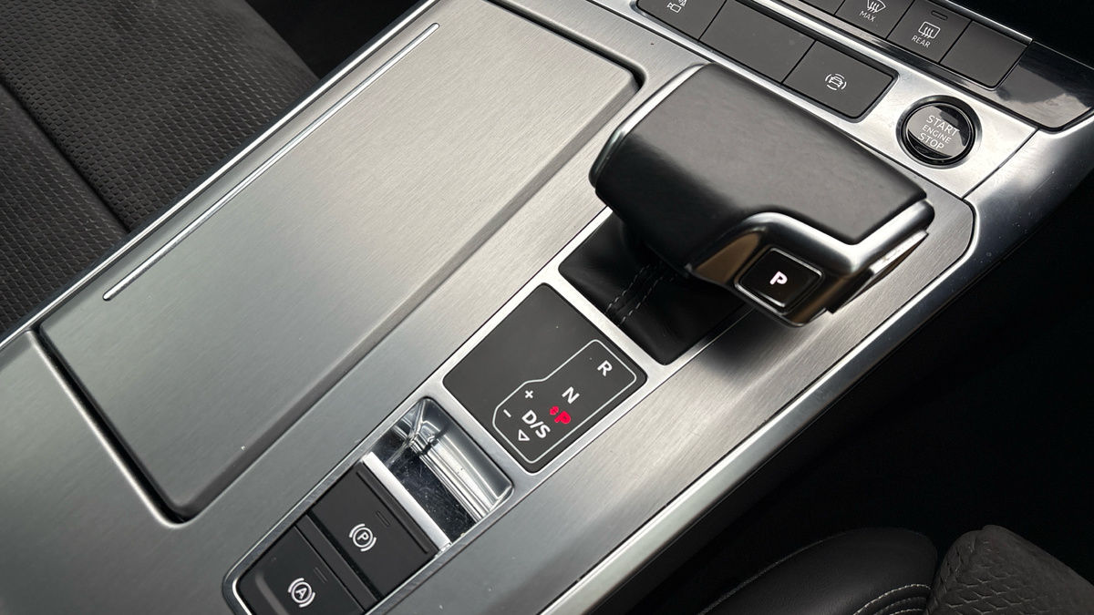 Audi A6 Avant Image 6