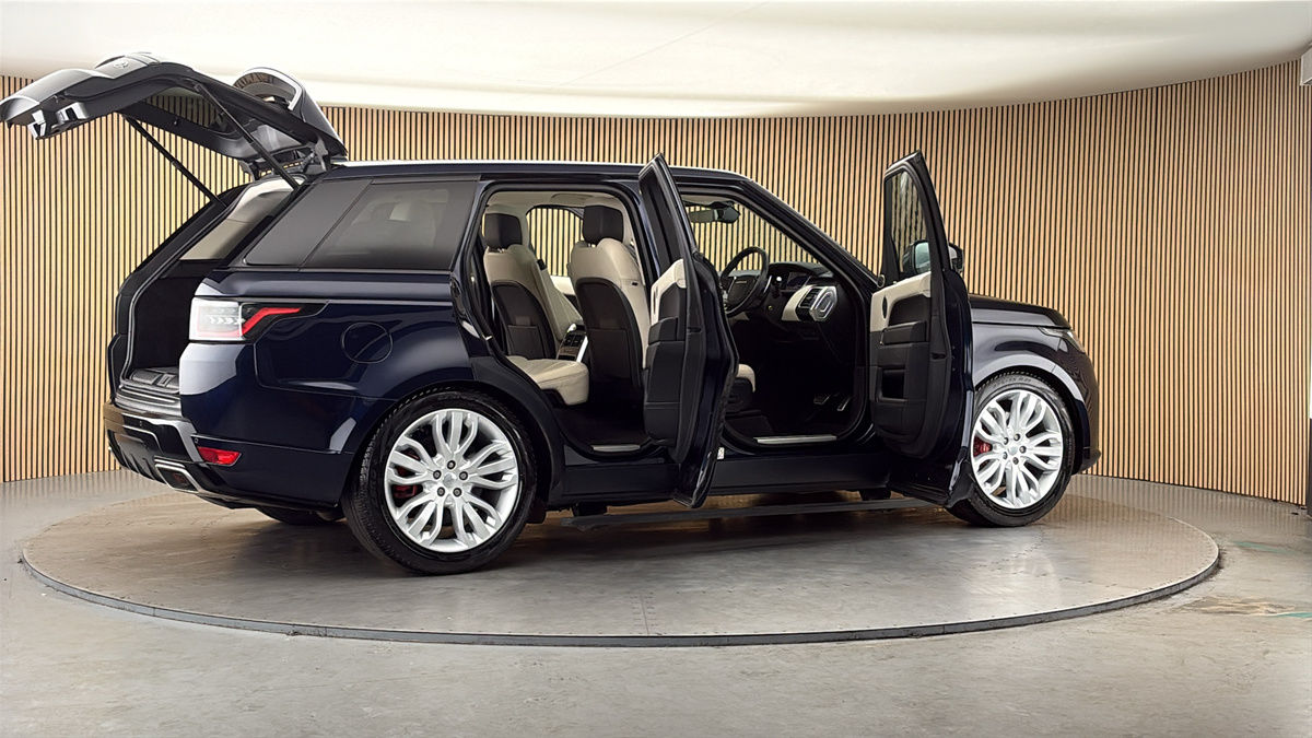 More views of Land Rover Range Rover Sport