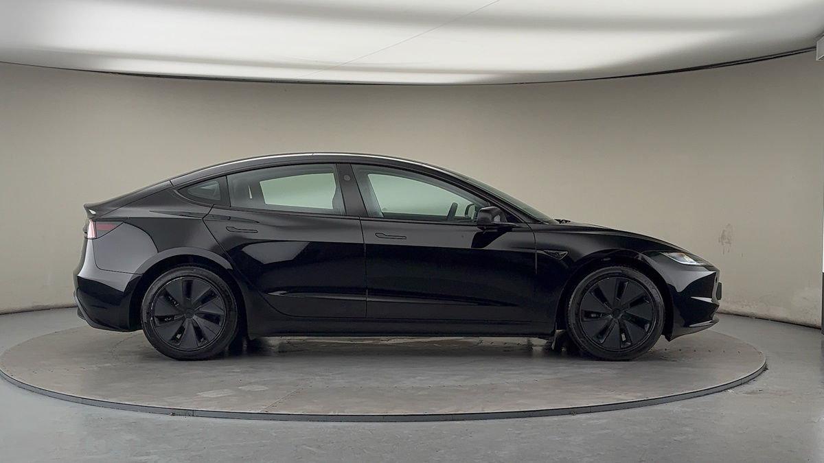 Tesla Model 3 Image 17