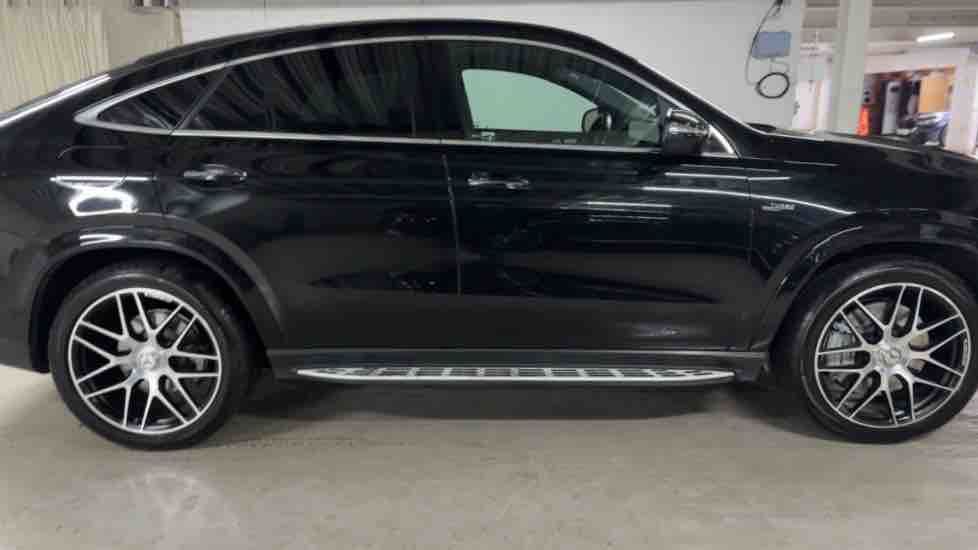 More views of Mercedes-Benz GLE