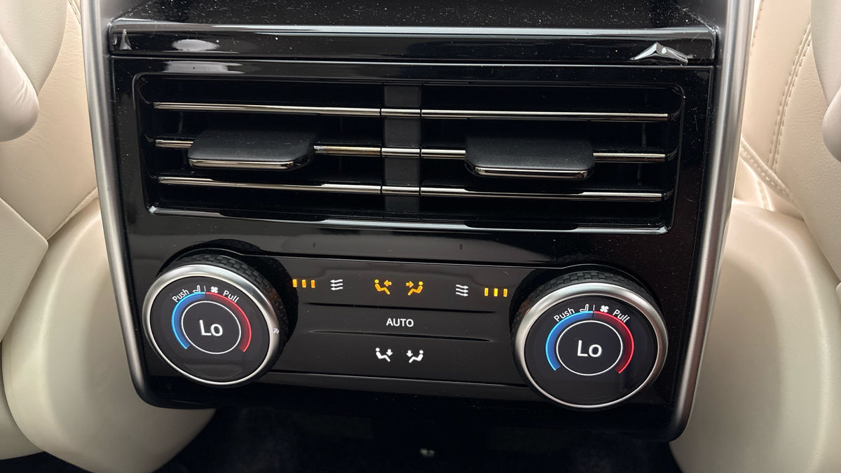Land Rover Range Rover Image 27