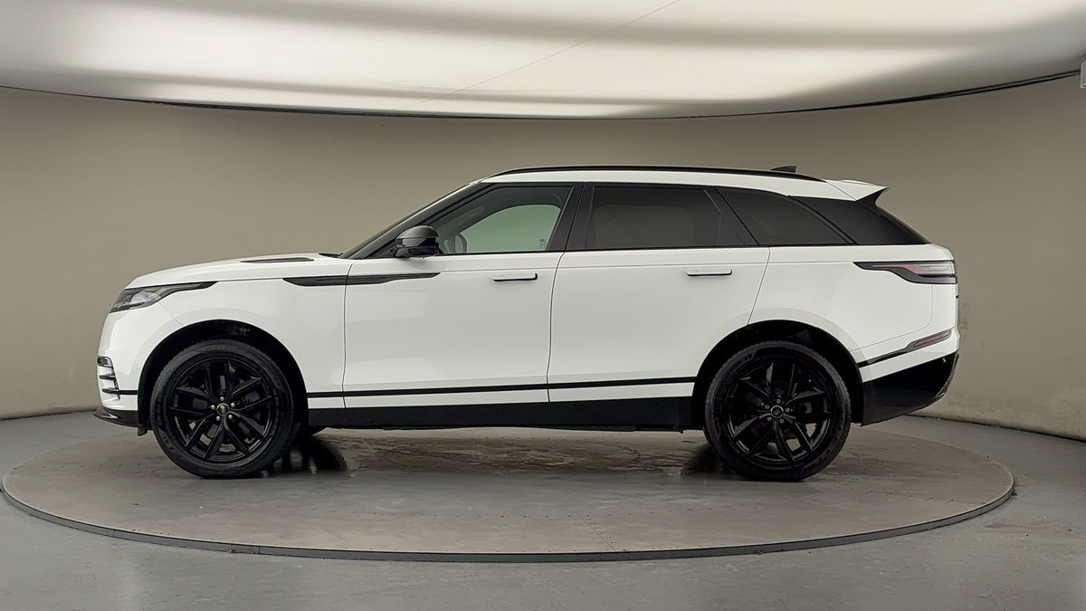Land Rover Range Rover Velar Image 15