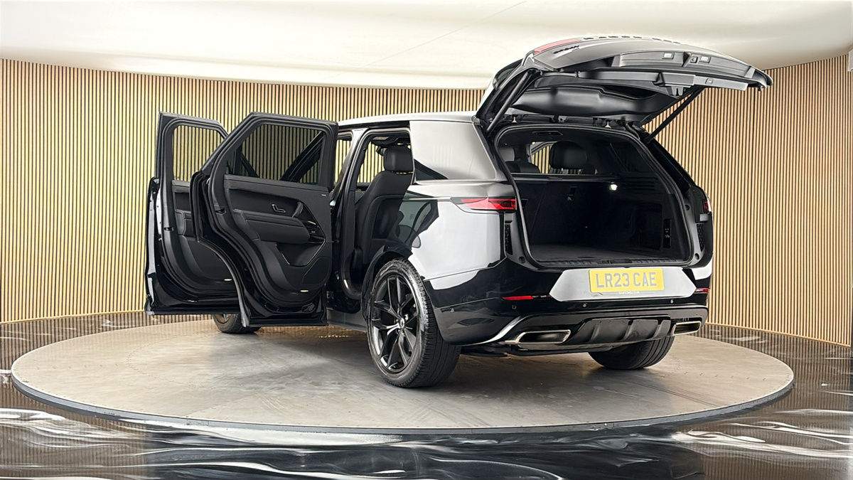 Land Rover Range Rover Sport Image 23