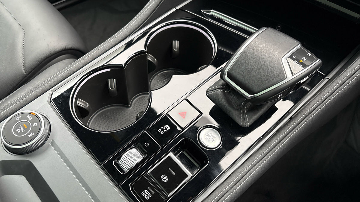 Volkswagen Touareg Image 27