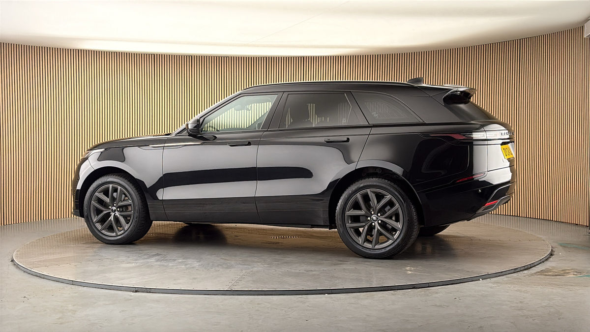 More views of Land Rover Range Rover Velar