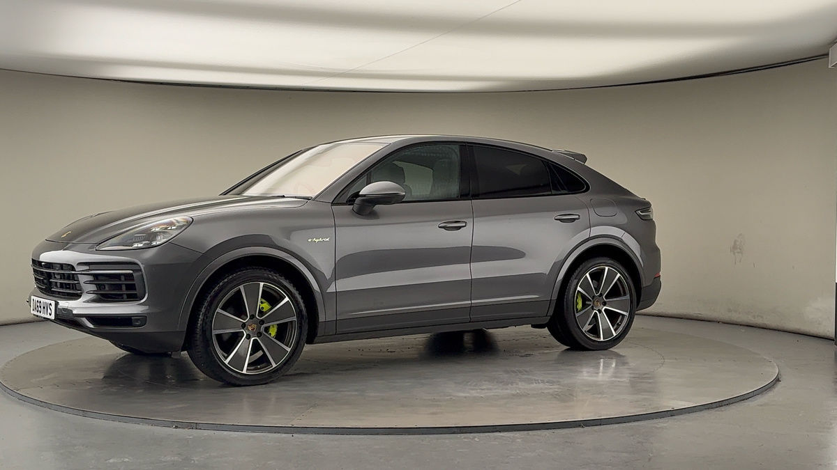 More views of Porsche Cayenne