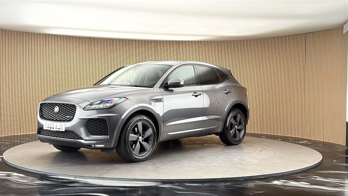 Jaguar E-PACE Image 20