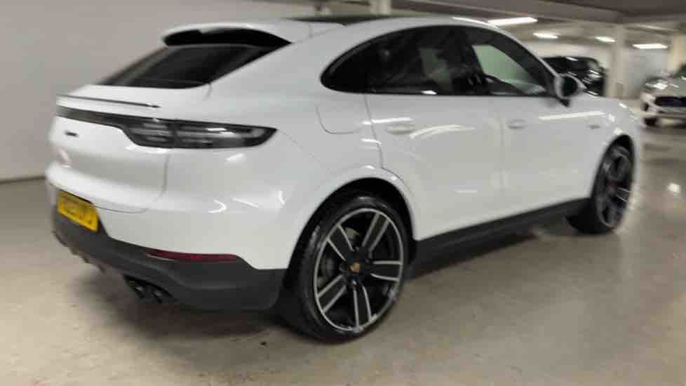 More views of Porsche Cayenne