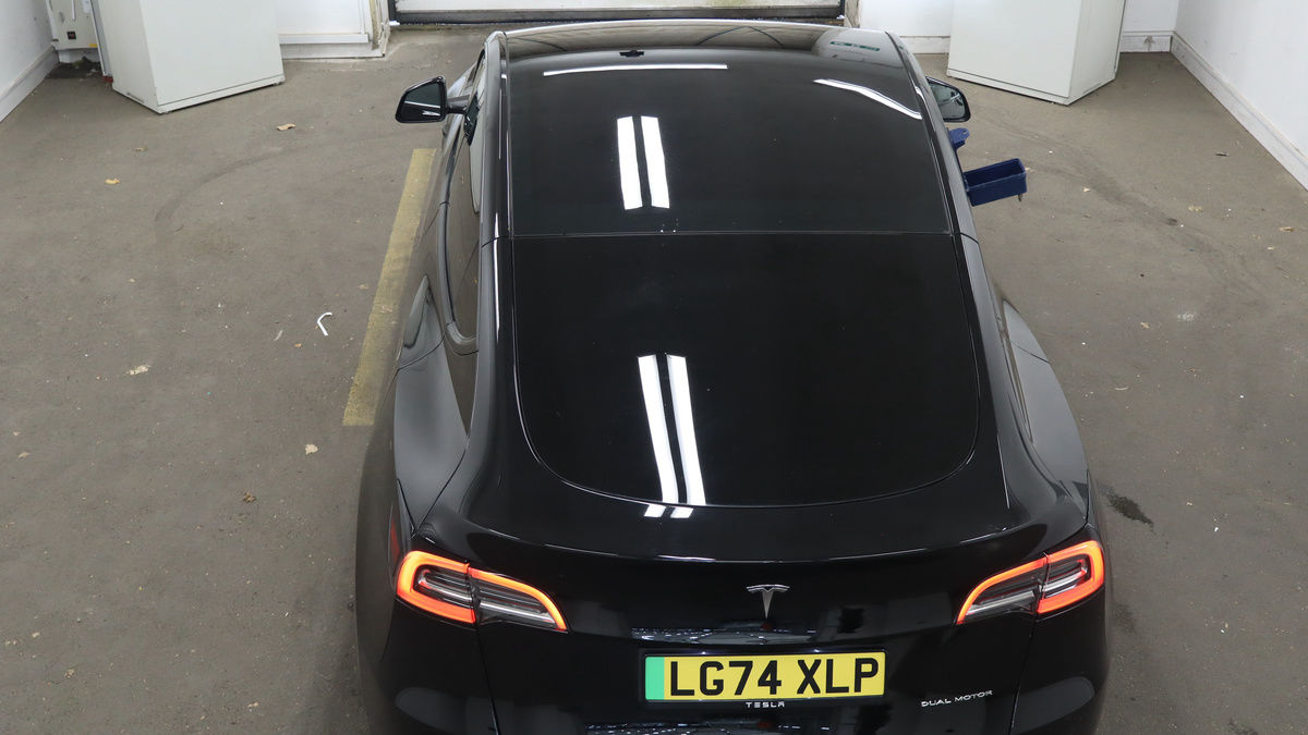 Tesla Model Y Image 8