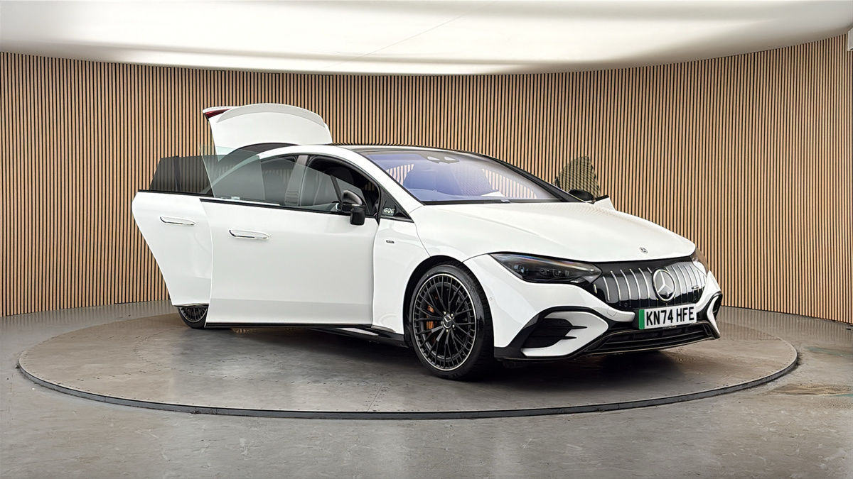 More views of Mercedes-Benz EQE