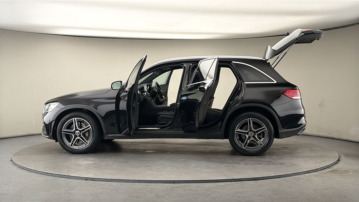 More views of Mercedes-Benz GLC