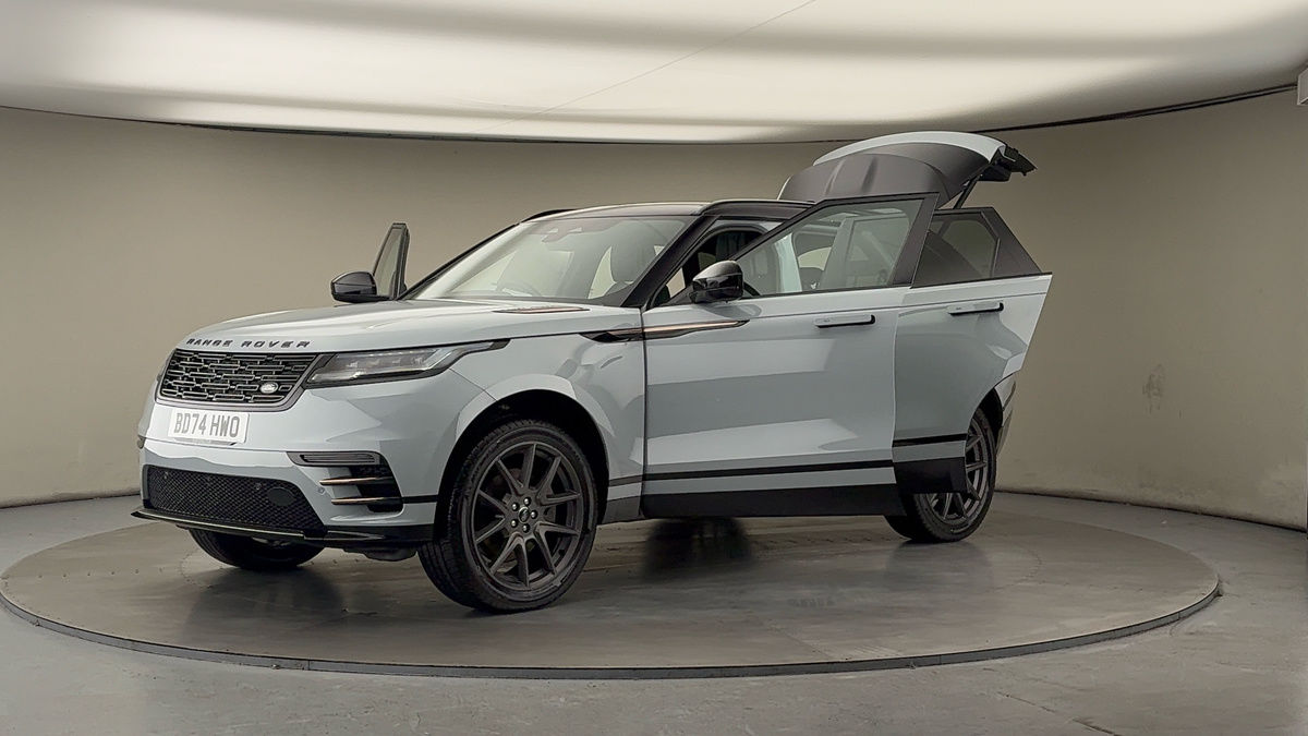 Land Rover Range Rover Velar Image 22